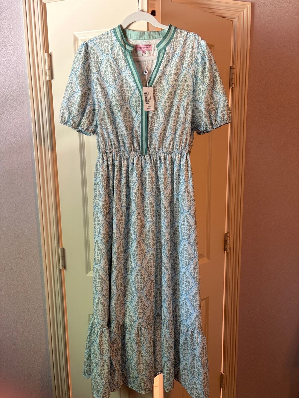 New with tags simply southern dress on mont green with blue size XL